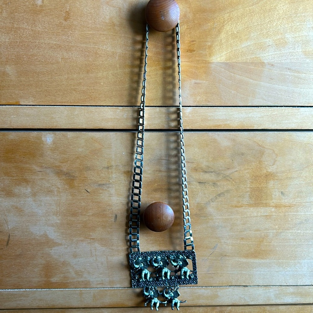 Vintage silver elephant necklace